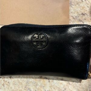 Gently used TORY BURCH wallet